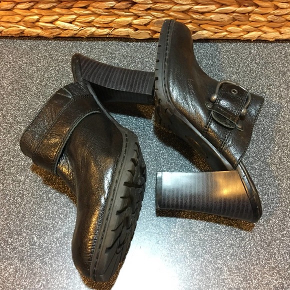 B.O.C. Black Clogs with Buckle Detail - Picture 7 of 8